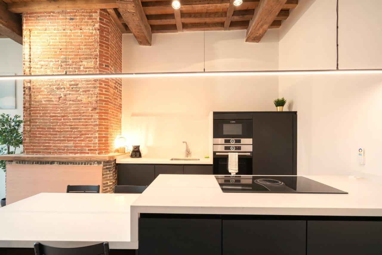 The Hendrik Square Apartments Antwerp Exterior photo