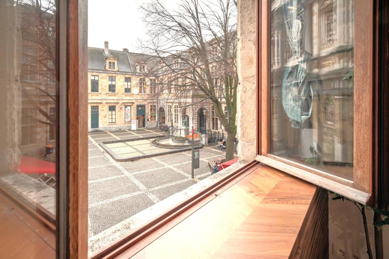 The Hendrik Square Apartments Antwerp Exterior photo
